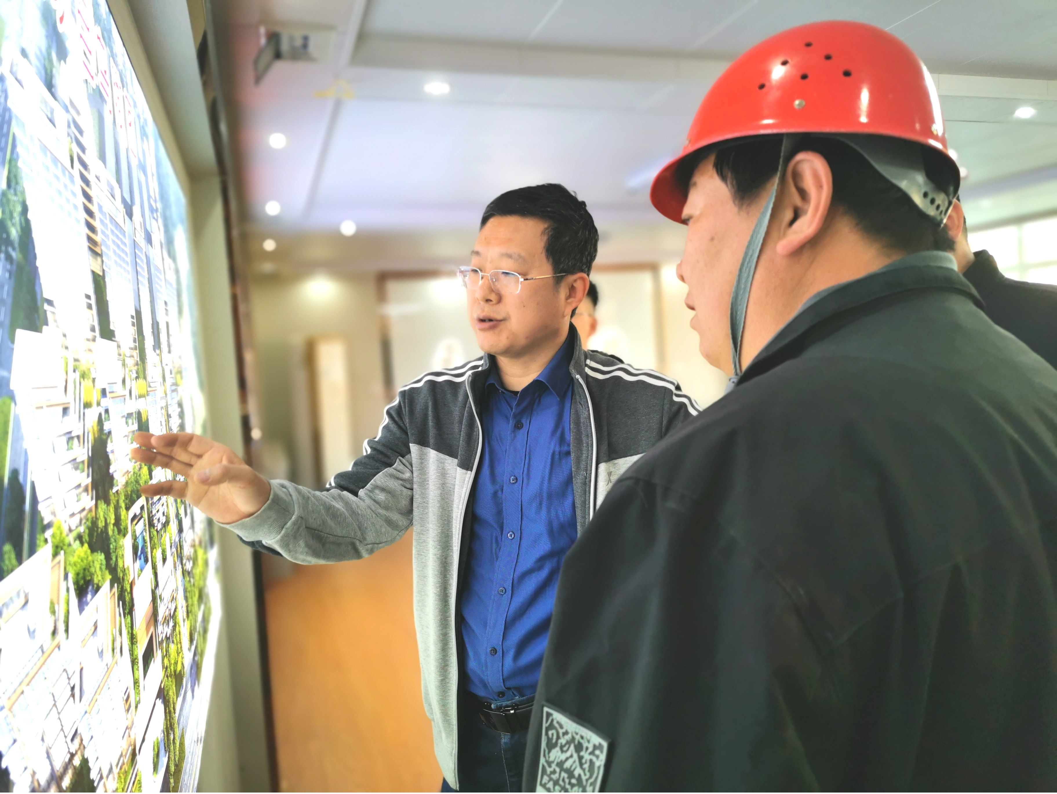 董事长杨海波带队到江山赋项目调研