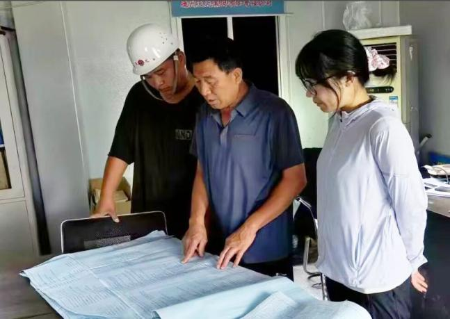 第三建设公司一位老建筑人的师带徒传承接力