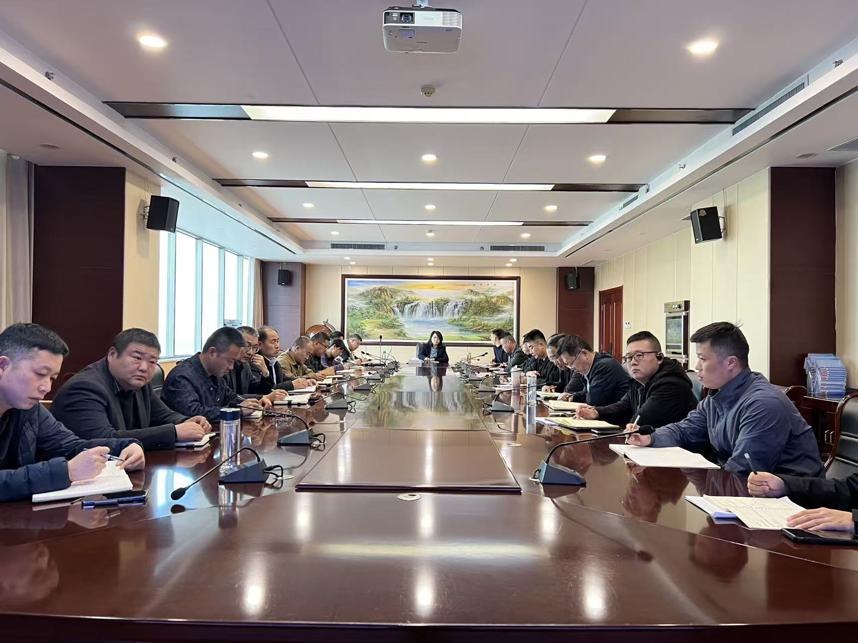 工程管理部组织召开技术成果交流会议