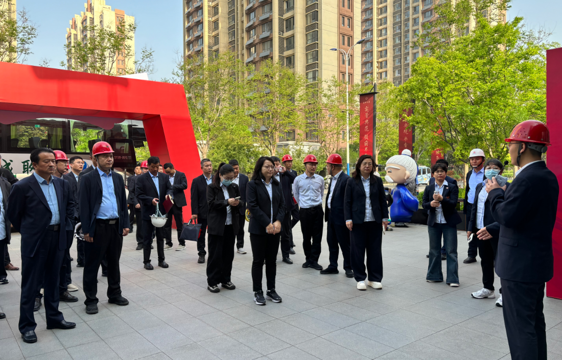 昱景兰庭项目接受天元集团运管落地观摩交流团实地参观